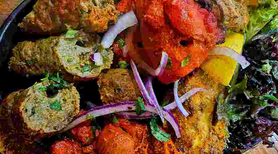 Delhi Street Food - Chaats and Snacks at Chandni Chowk