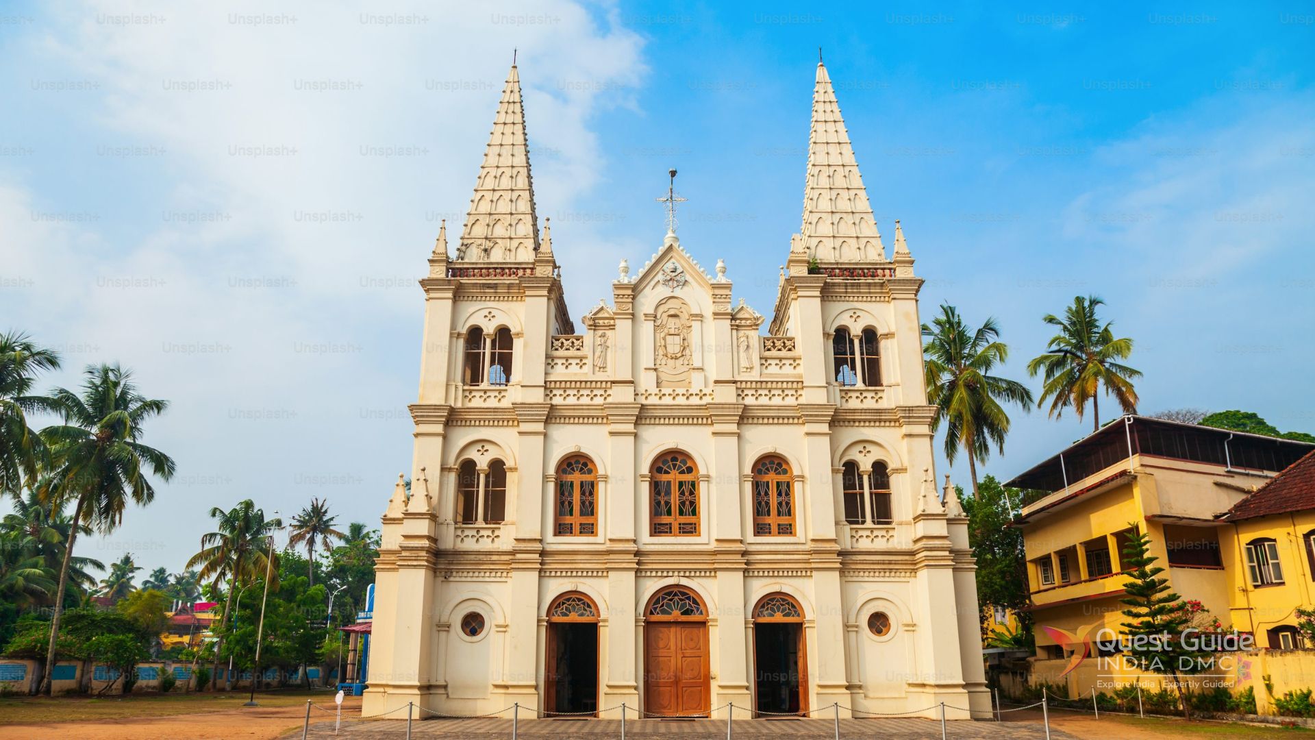 Fort Kochi Chinese Fishing Nets - Kerala Heritage Colonial Architecture
