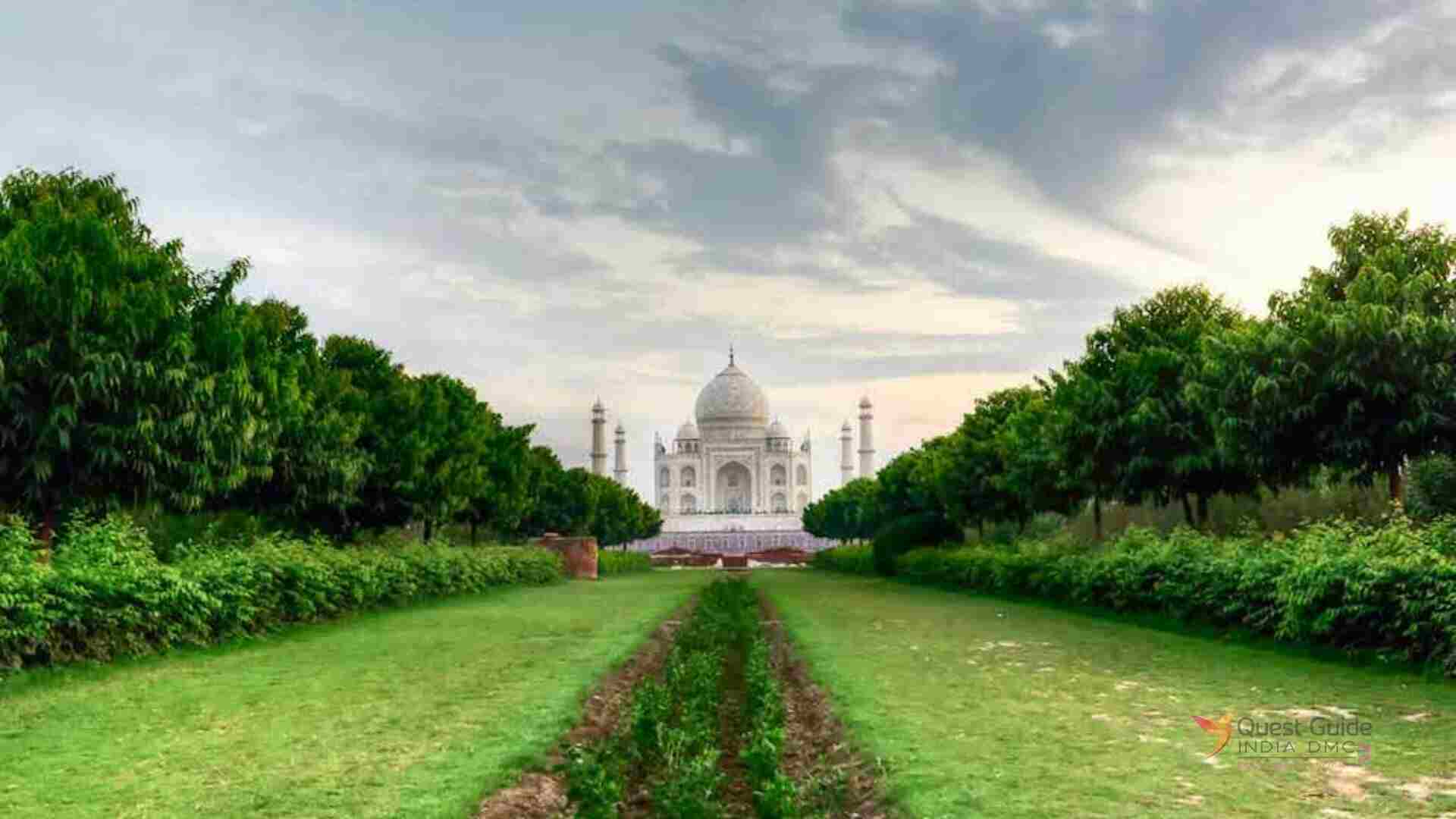 Sunset view of Taj Mahal from Mehtab Bagh