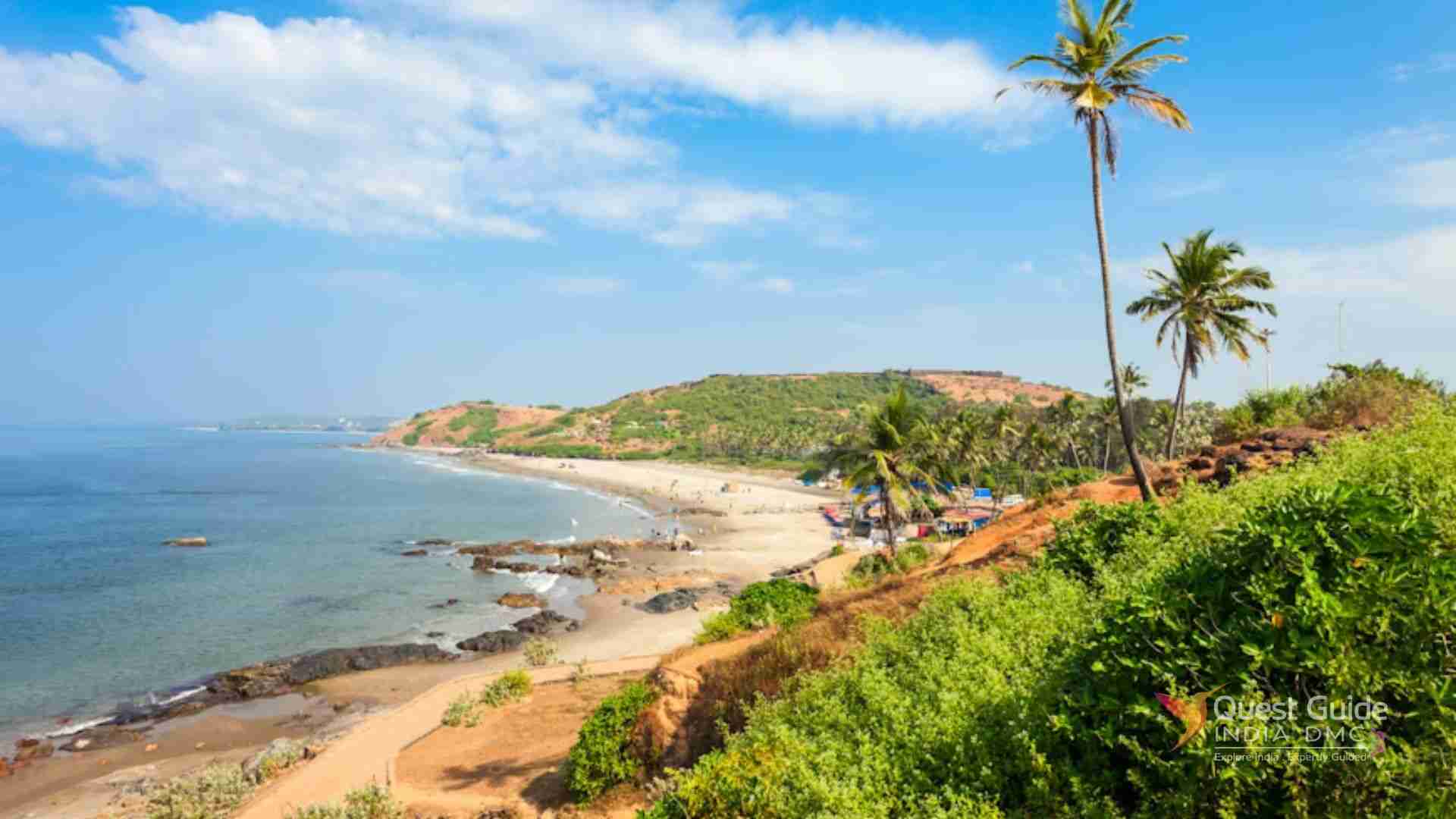 Palolem Beach, Goa – Scenic Tropical Beach with Golden Sand