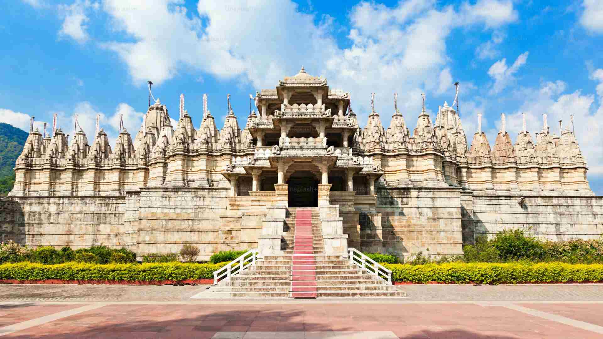 Ranakpur Jain Temple - 1444 Marble Pillars Architecture